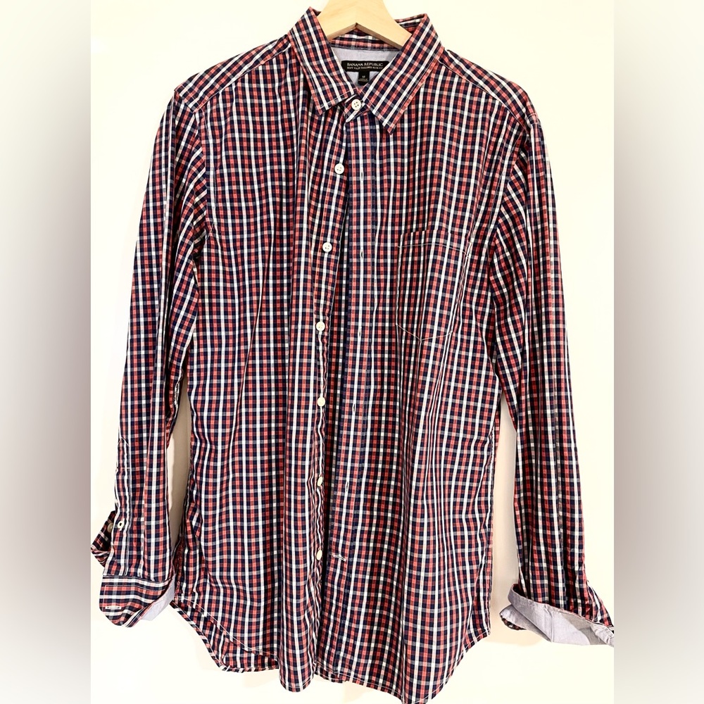 Banana Republic soft Wash Tailored Slim Fit Plaid Button Up